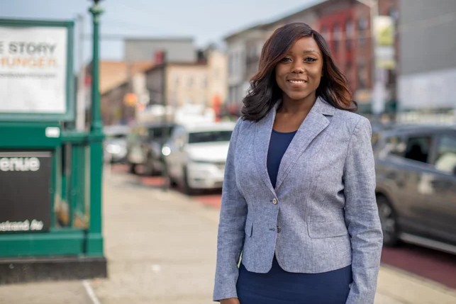 Les conseils de la conseillère municipale Farah Louis à la communauté haïtienne